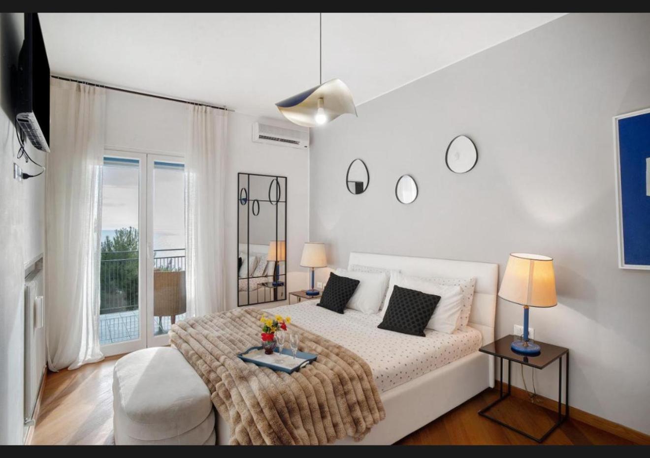 Mamariviera Home Holidays Sanremo - Casa Vista Mare Con Piscina Экстерьер фото